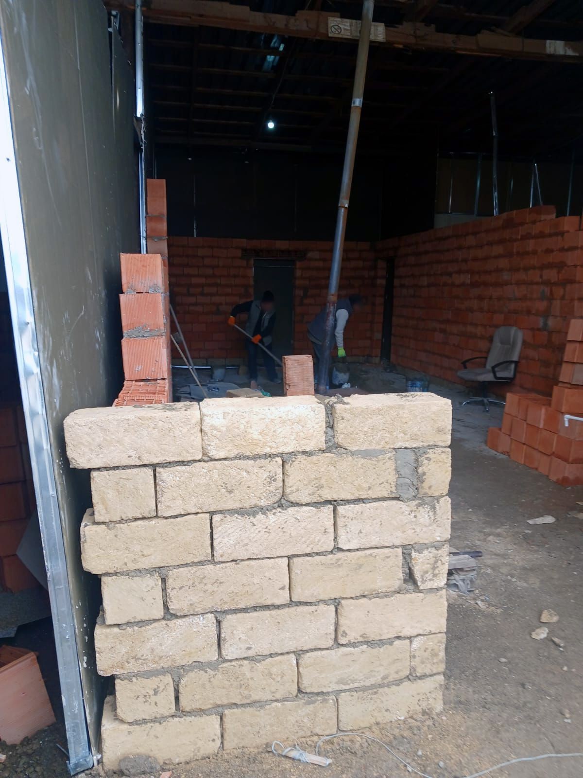 “Okuklu Holding”in qanunsuz tikinti cəhdi polis tərəfindən dayandırıldı - FOTOLAR